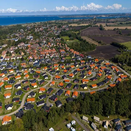 Beaside Wellness-chalet Fuer 10 Personen * Großenbrode